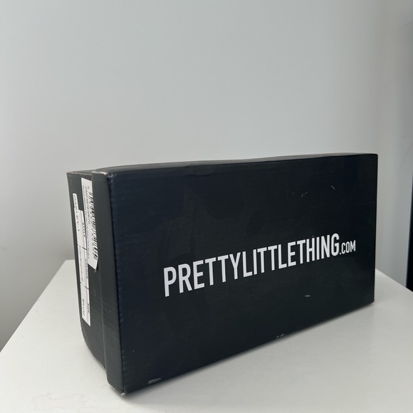 π¦ PLT Reflective Strappy Heel π¦ - Picture 6 of 6